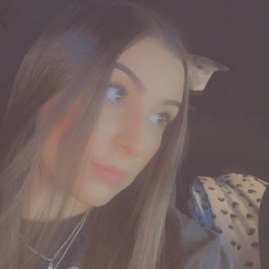 Meet your Posher, Kloe